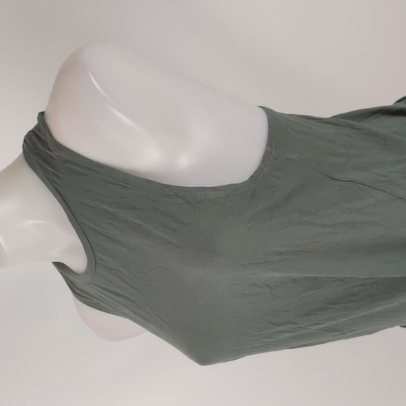 Rockwear Women's Top Size 8 Green Sleeveless Racerback Tie Waist Activewear - Picture 5 of 12